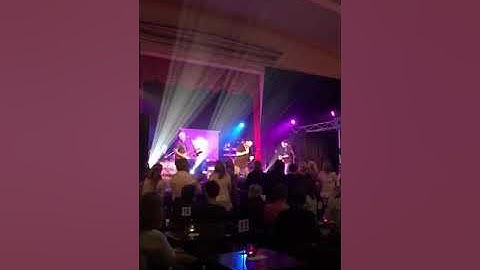Chris Doheny with Wingspan performing the songs of Paul MacCartney at the Memo Hall 2018