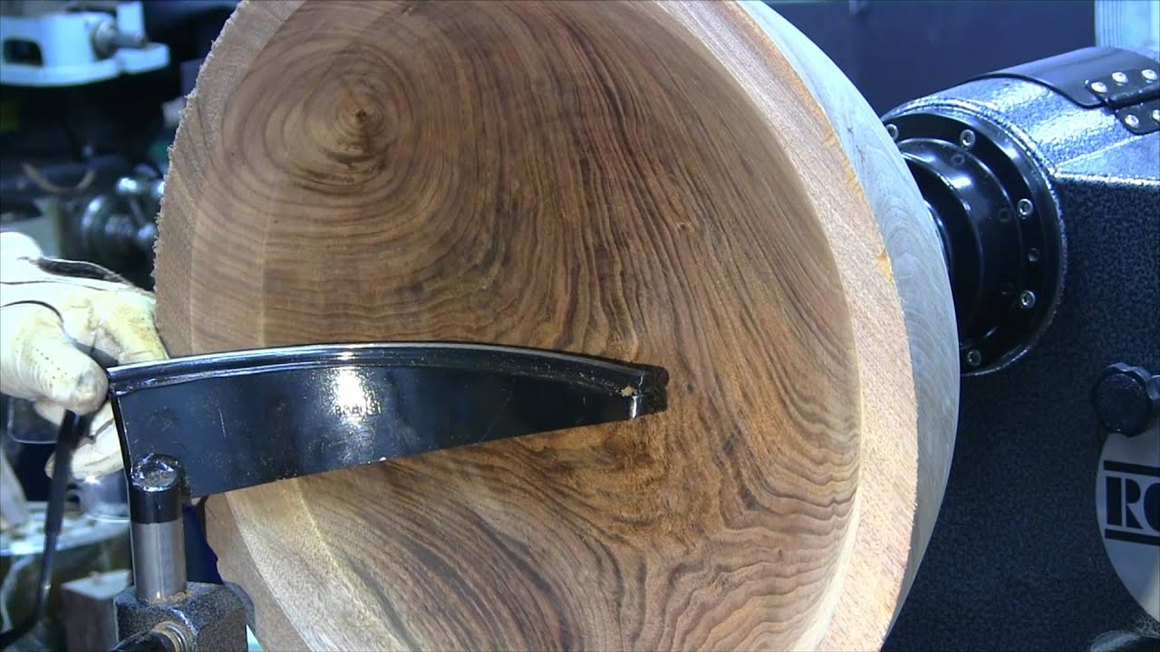 Turning a Large Walnut Bowl in HD - Woodturning - 40 Mi Doovi