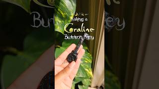 pt 3 of coraline crafts 🗝✨️ clay button key