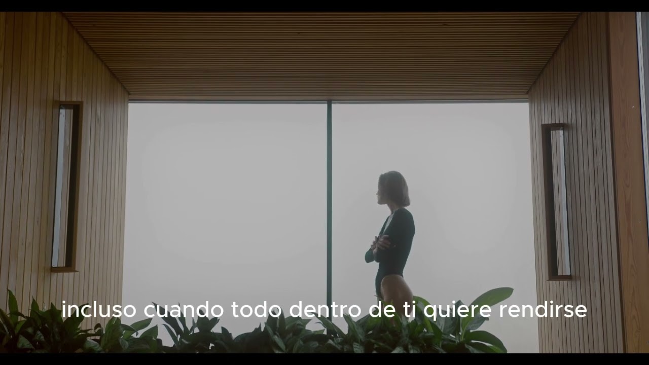 1. La vida no se trata de encontrarte, sino de crearte.