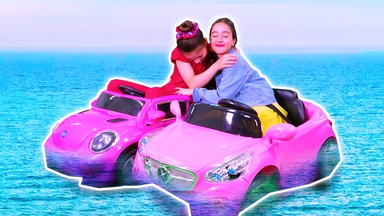 TOO MUCH WATER 🌊 Princess Isabella Floods Kiddyzuzaaland! - Princesses In Real Life | Kiddyzuzaa