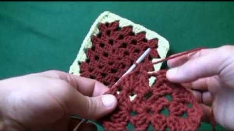 Left Hand: Change Colors in Crochet Granny Squares