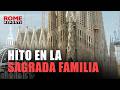 Una cruz gigante de 17 metros corona la Sagrada Familia de Barcelona