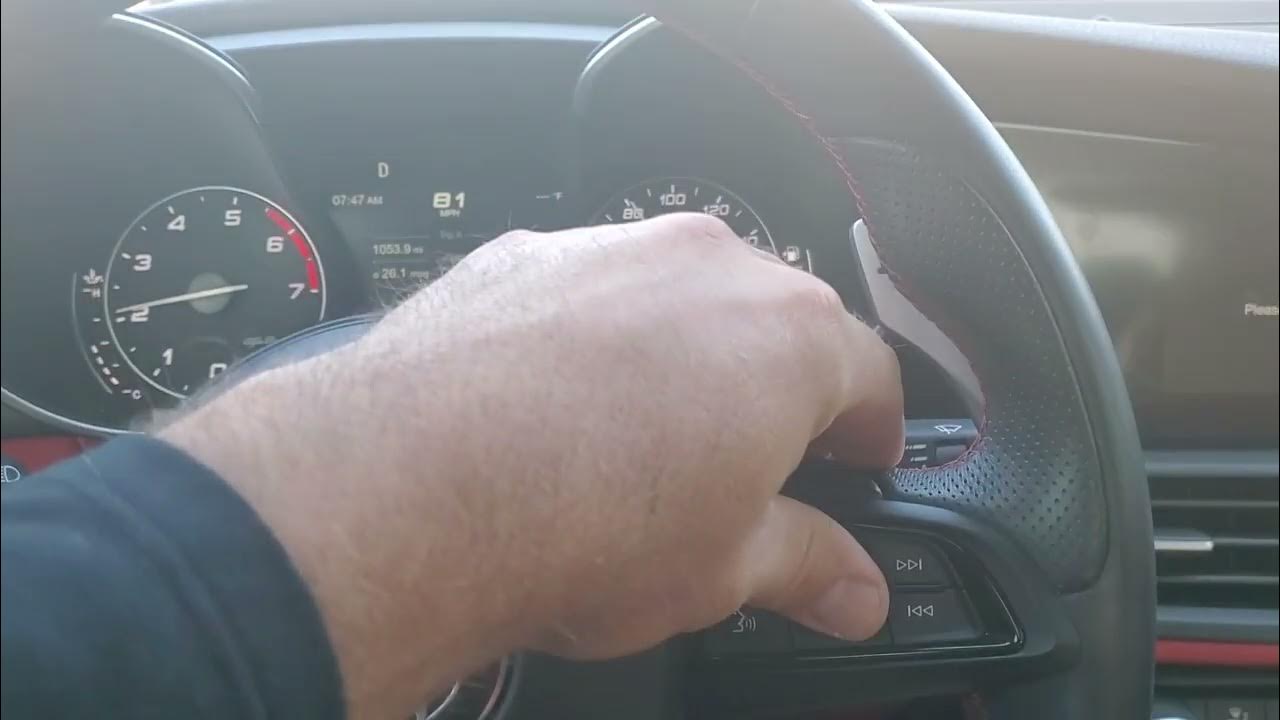 Alfa Giulia Electrical Issues - YouTube