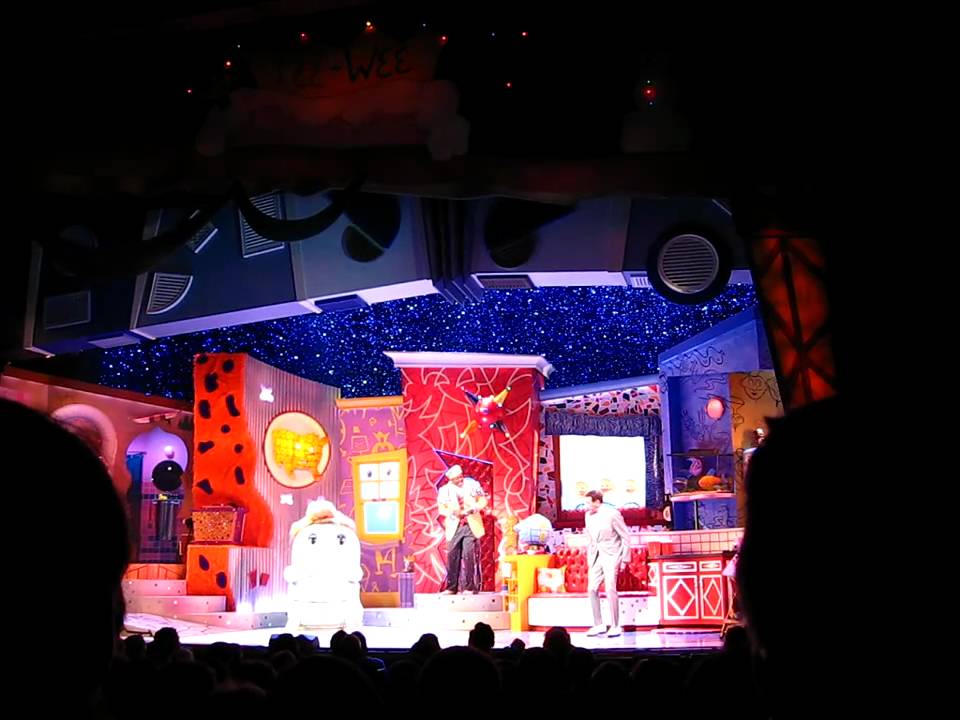 Pee Wee Herman Show "King of Cartoons" Entrance