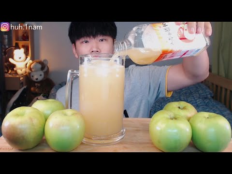 리얼사운드 먹방 <strong>Apple</strong> juice Eating Sound Mukbang <strong>ASMR</strong>