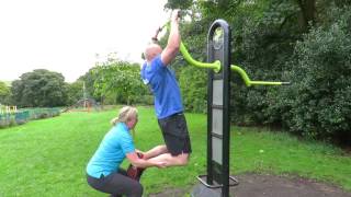 Outdoor Gyms: How to do Assisted Pull-ups | Calderdale Council screenshot 3