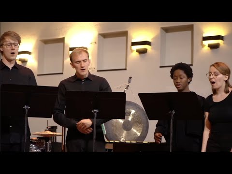 Torū Takemitsu: Small Sky/小さな空 (for choir)