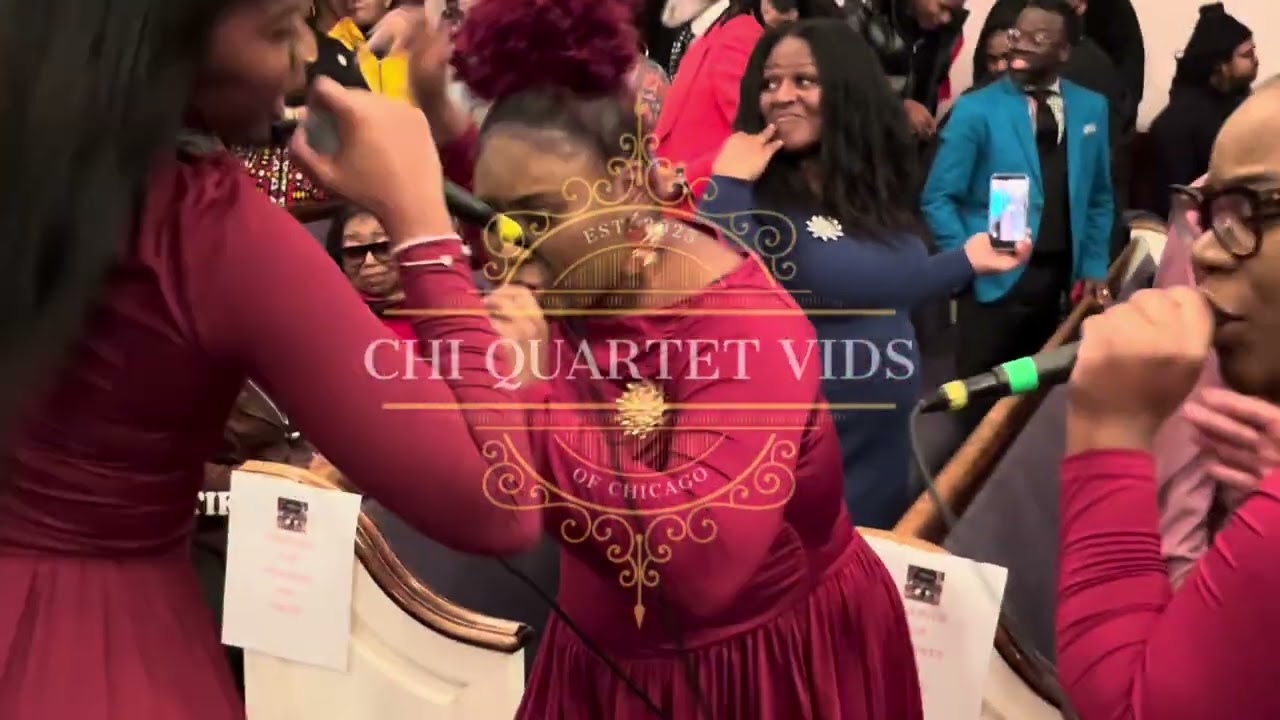 Bre Holly & Faithful- Holding (Live In Chicago)