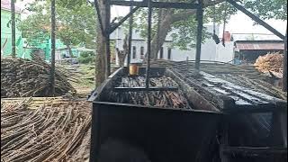 Melihat Proses Penggorengan Rotan