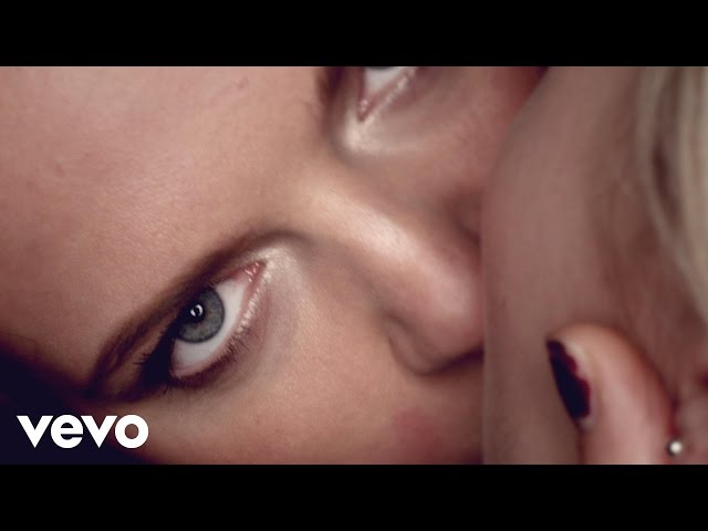 TERAZ GRAMY TOVE LO - HABITS