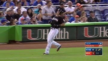 NYM@MIA: Realmuto delivers an RBI infield knock