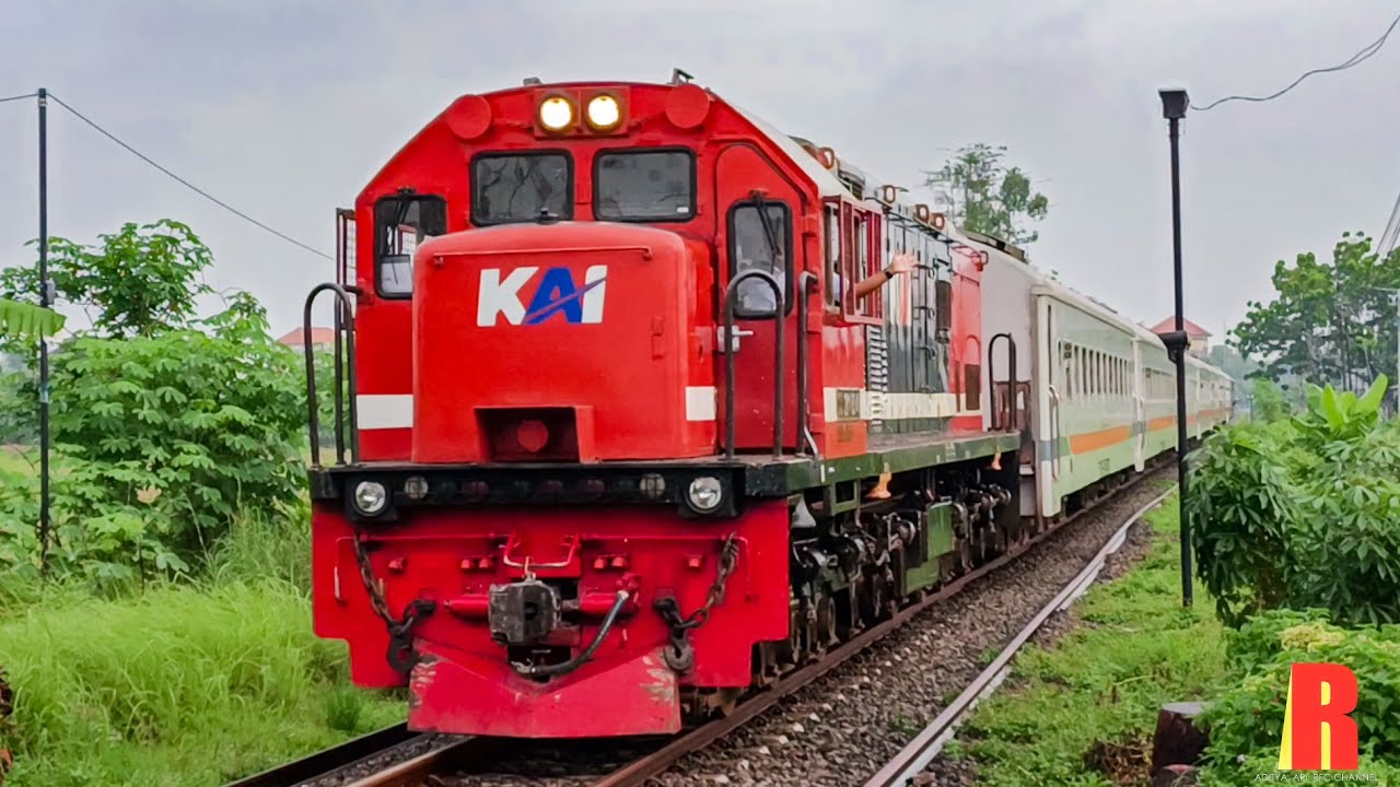 Hunting Kereta Api Minggu Pagi di Kawasan Sidoarjo