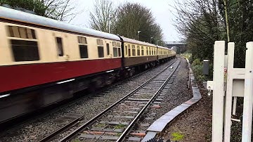 DB SCHENKER 67018 passing Reading West