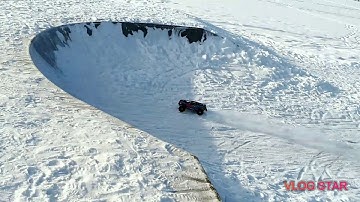 Hard bash on the rustler 4x4 vxl with hobbywings esc, it last only 3 jumps😓