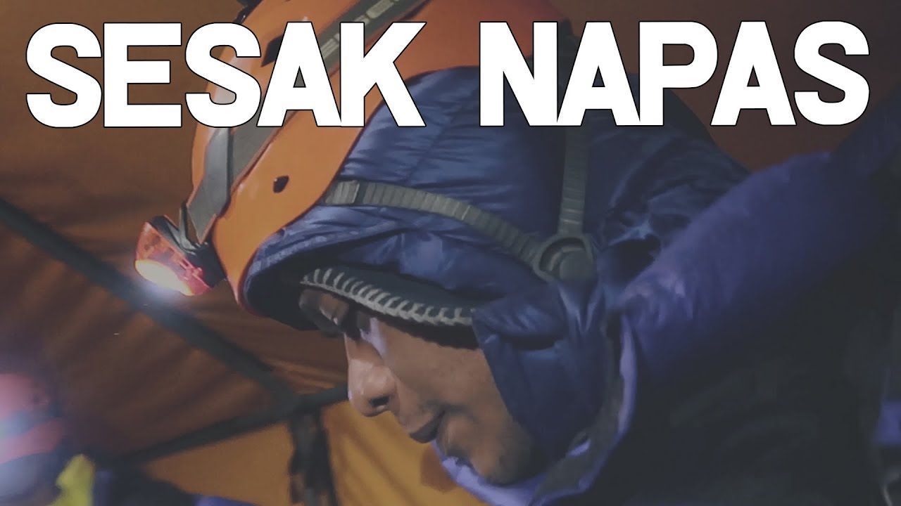 Summit yang Menyiksa (Everest #4)