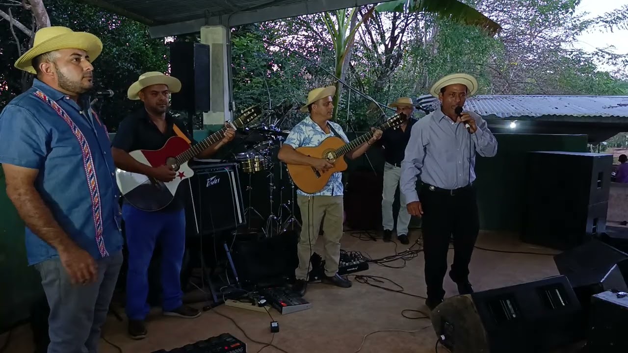PRESENTACION Y SEGUIDO DEL MESANO EN UN LUNES DE CARNAVAL EN FIESTA DE ALBI SÁNCHEZ 2026