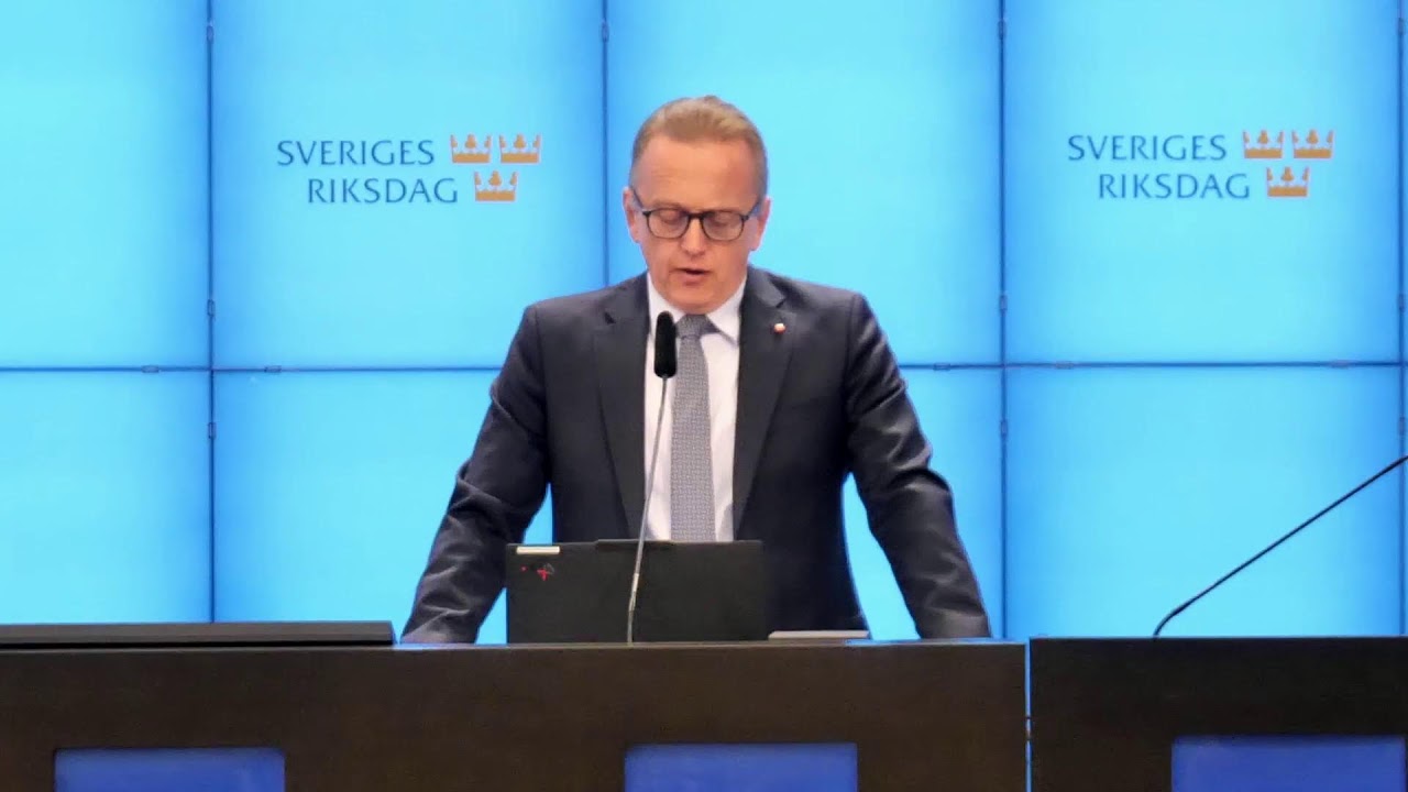 LIVE: Fredrik Olovsson presenterar nya förslag för lägre elnätsavgifter
