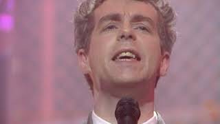Pet Shop Boys - Always On My Mind on Top Of The Pops 25/12/1987 Resimi