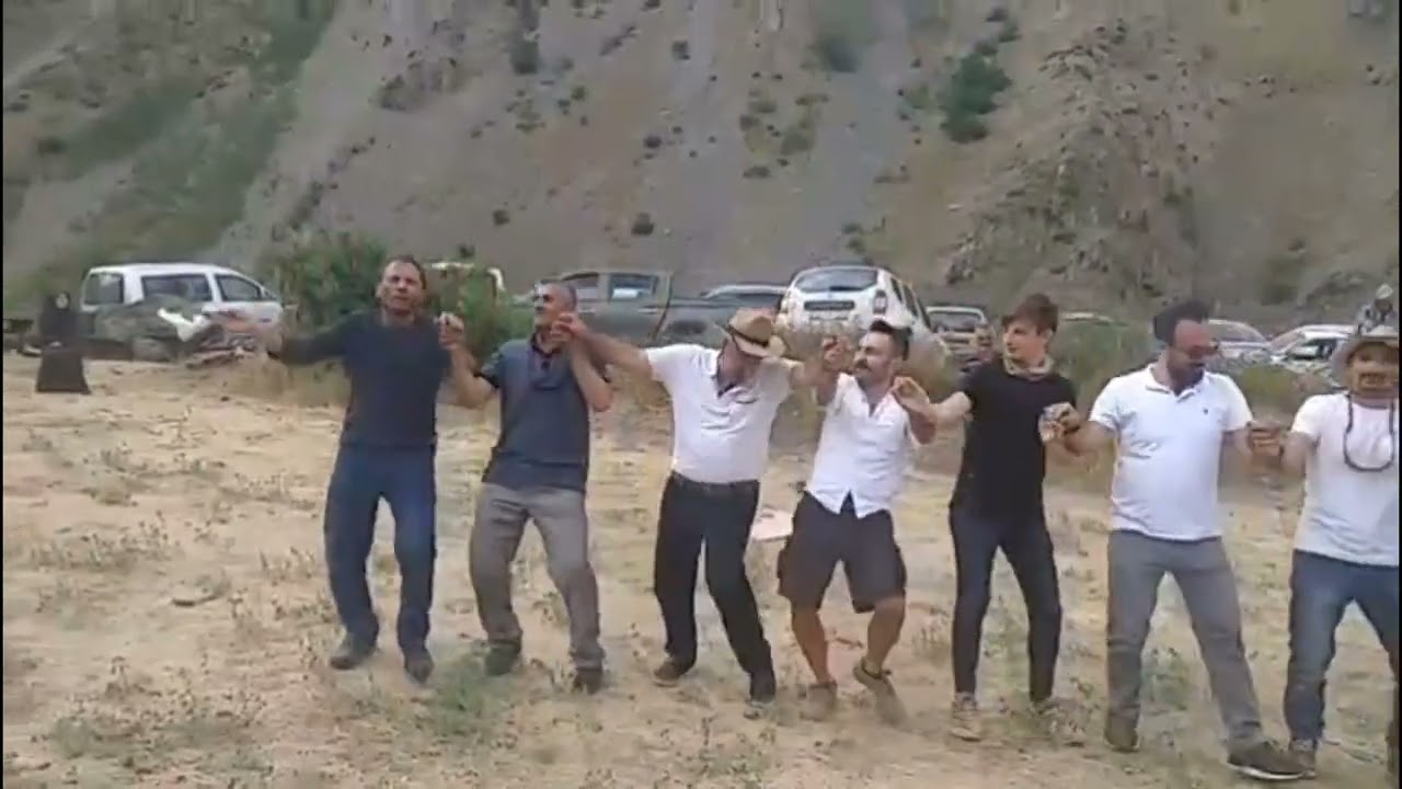 MUHLİS EKİNCİ İLE BİZİM KÖYLER  YAYLALAR KÖYÜ