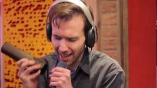 Video thumbnail of "Dutch Uncles - Bellio (The Amazing Sessions)"