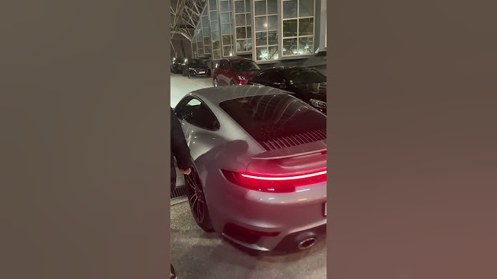 Kendrick Nunn with his Porsche 911 Turbo S