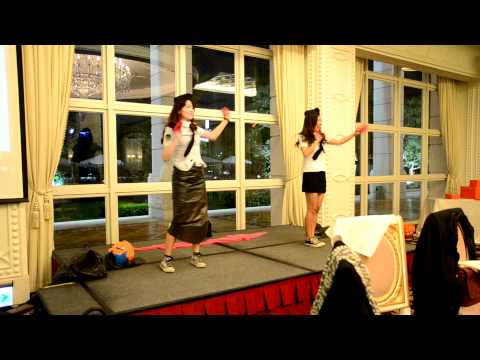 尾牙表演：台客之夜之辣妹加舞混阿伯之嗶嗶嗶 XDDDD