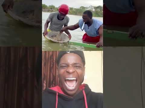 Funny moment😂 #comedyvideos #trylaughchallenge #funny #funnyshorts #shorts #dontlaught #indianlaughs