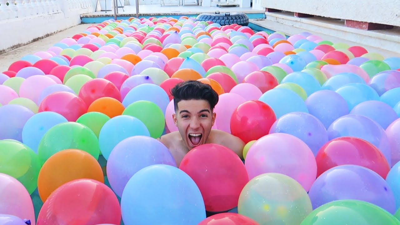 LLENAMOS una PISCINA con 1000 GLOBOS SALTOS EXTREMOS!! (Caigo mal 3 veces) - YouTube
