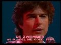 Miniature de la vidéo de la chanson De Zwemmer