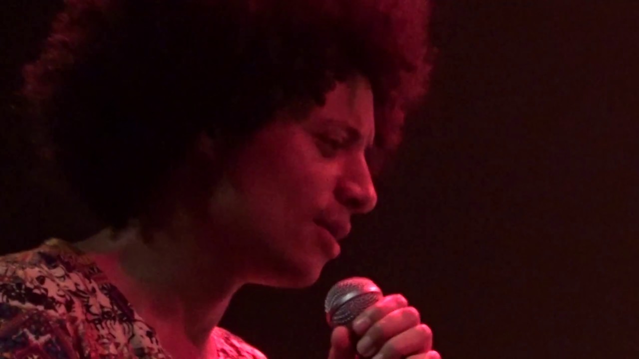 José James (Drum Solo) Kissing My Love Live In Paris 2018 YouTube