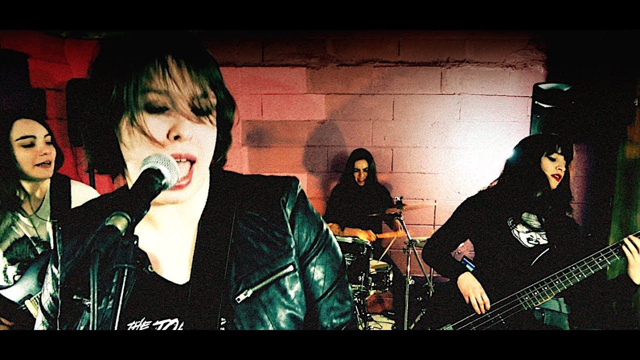 groupe-pop-rock-f-minin-paris-musique-live-pour-mariages-et