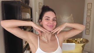 Download lagu Celebrities Giving Skin Care Tips Celebrities Giving Skin Care Tips