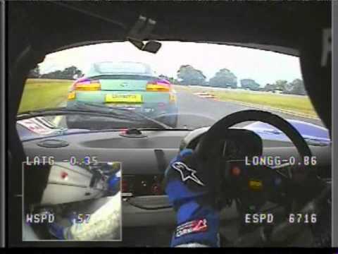 Lotus Elise vs Aston Martin V8 Vantage N24 Snetter...