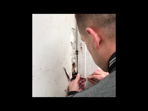 A day in the life of a Northern Locksmith, gaining entry and boarding a crack den!!