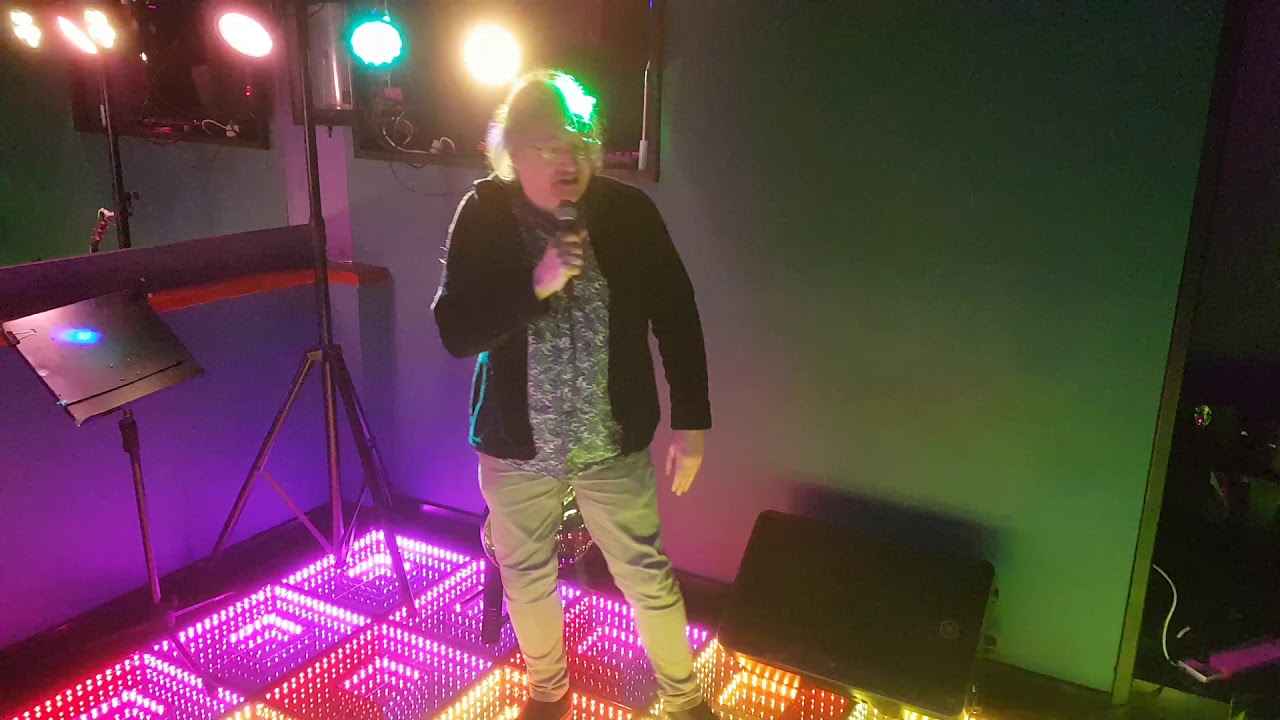 Open mic and karaoke with Jae Bedford at XYZ Dunedin YouTube