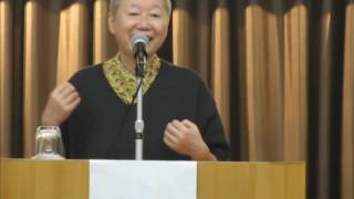 中山千夏氏講演　「さらにひどい国家　どうする？」