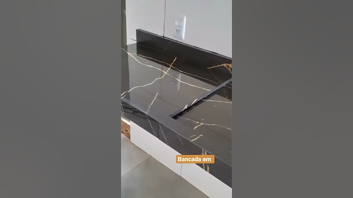 Olha, essa bancada em porcelanato🤭 Se inscrevam no canal👆🏾 #dicadodia #bancada #designinteriores