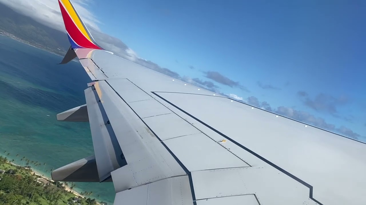 Southwest 737-800 Departure @ Kahului, Maui (PHOG)
