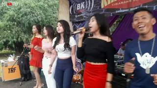CINTA SEGI TIGA .ALL ARTIS BINTANG KHARISMA