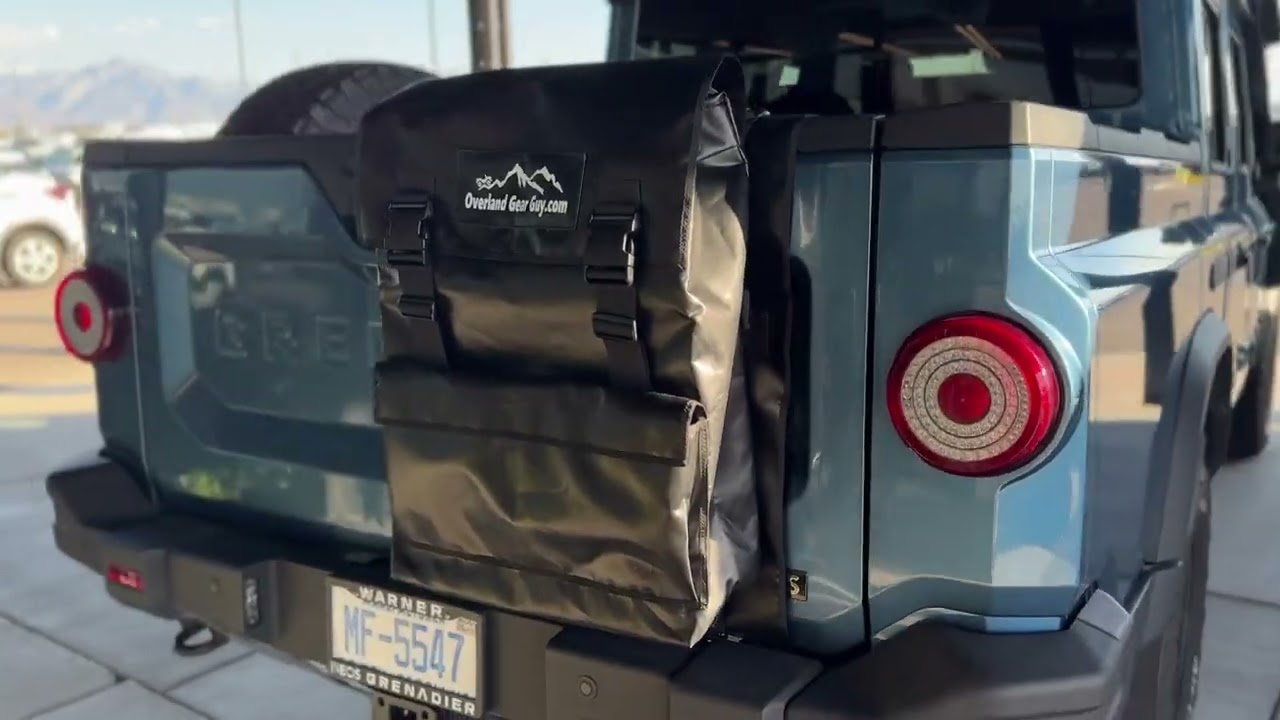 QuarterMaster Tailgate Bag