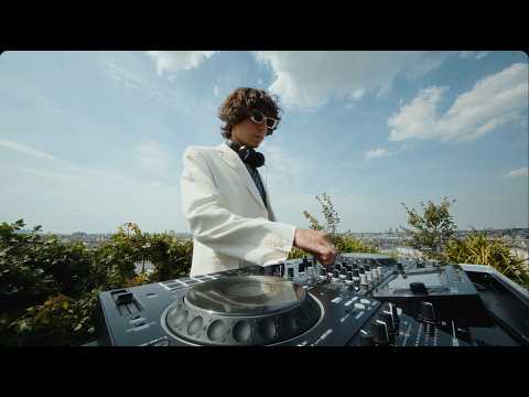 Kazy Lambist - DJ set sur les toits de Paris