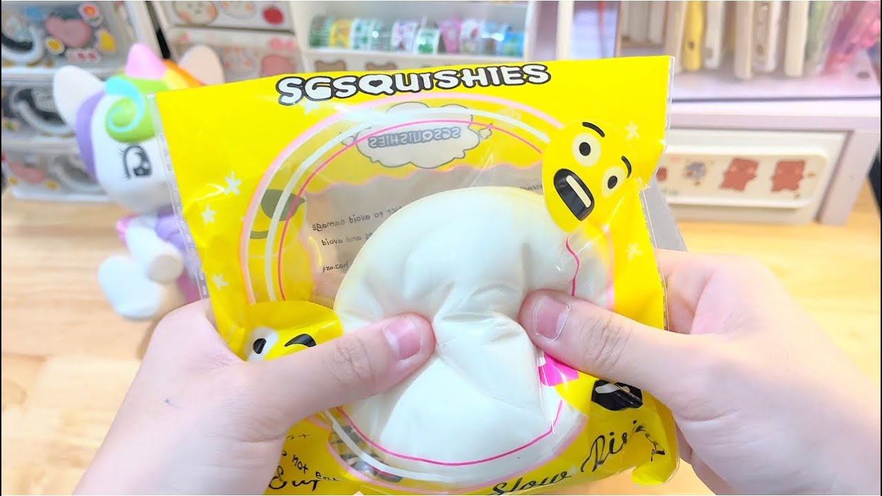 Gói bưu phẩm Squishy cho khách đặt trên tik tok shop ngay khi hàng mới