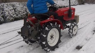 Yanmar 1510D im Schnee [HD]