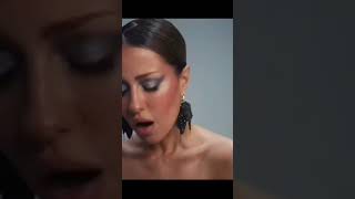 Derya Uluğ - Hep Sana Cikiyo Bu Yollar