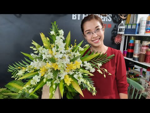 Cách Cắm Bình Hoa Lan Thái Đơn Giản Ngày Tết - YouTube