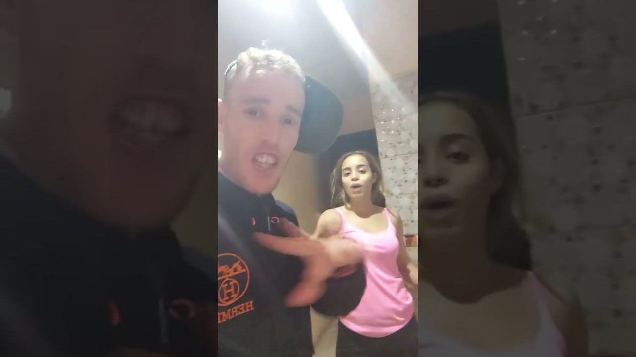 مني بلوك مني بلوك و تنعاود نقوليكم مني بلوك 