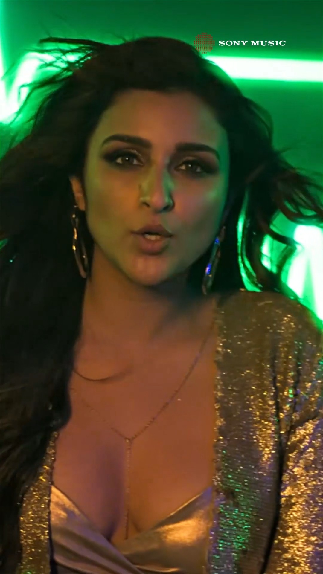 Arjun \u0026 Parineeti bring the swag in Proper Patola! ?? #properpatola #arjunkapoor #parineetichopra