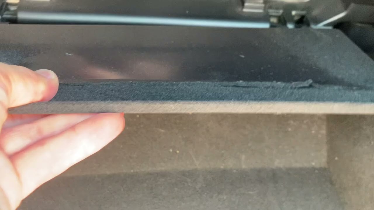 Как заменить воздушный фильтр салона Subaru Outback 2025 года выпуска