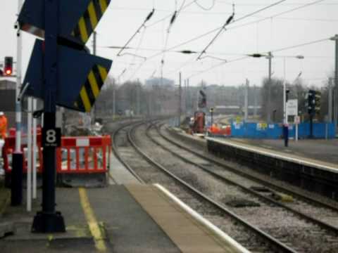 West Hampstead Station: 18 Jan 2010 011 - YouTube